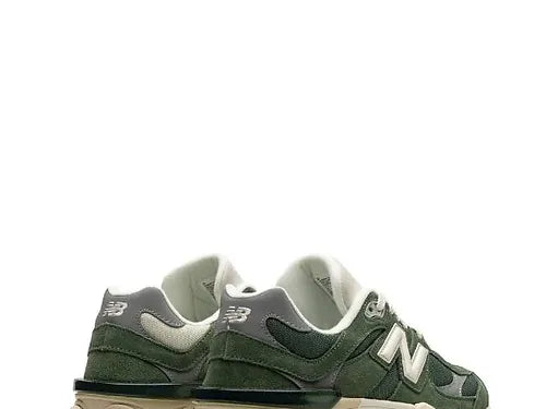 New Balance 9060 - Green Suede